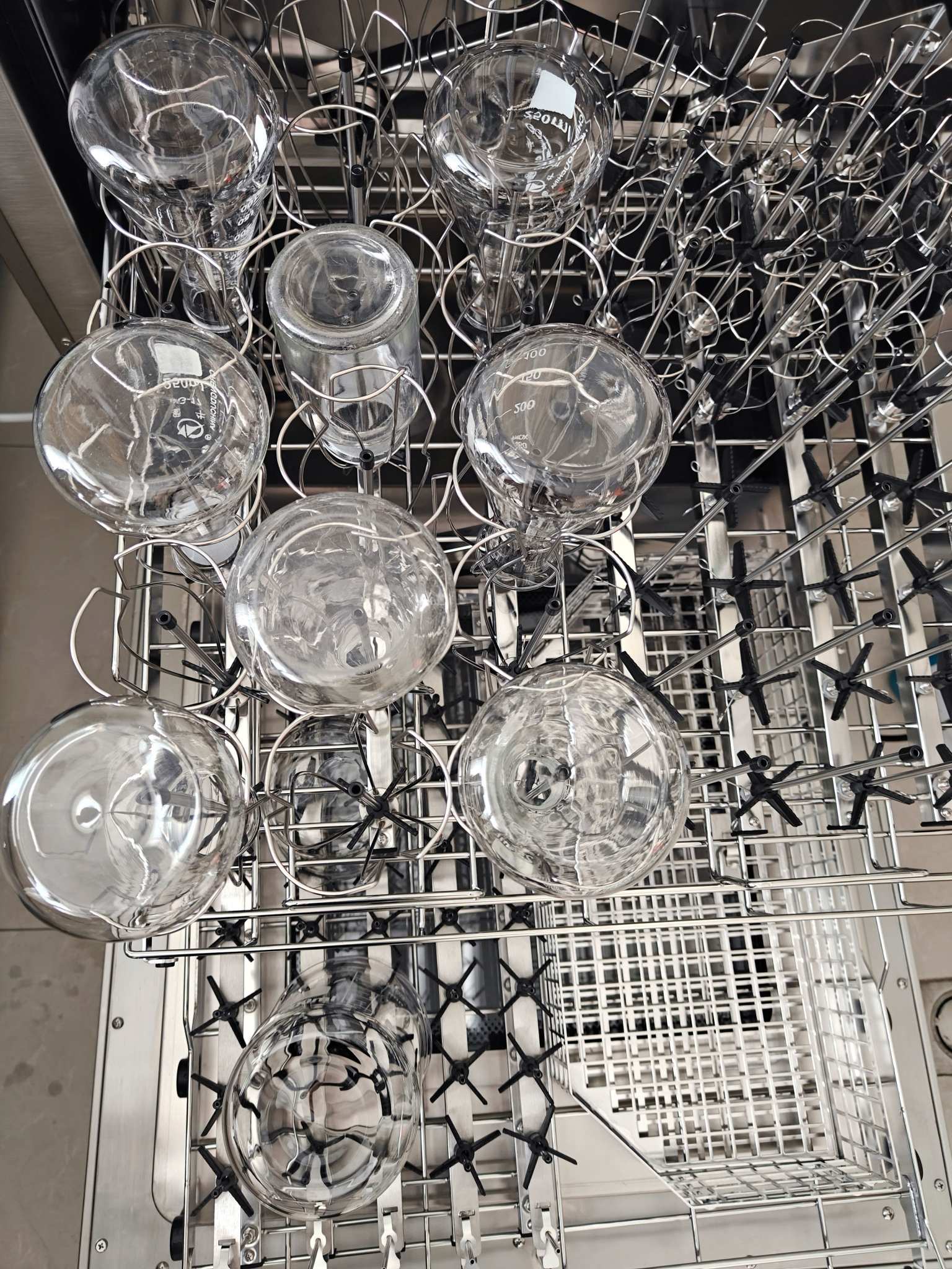 1748395945203322.jpg